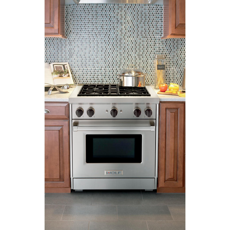 Wolf 30-inch Freestanding Gas Range with Convection GR304 IMAGE 7