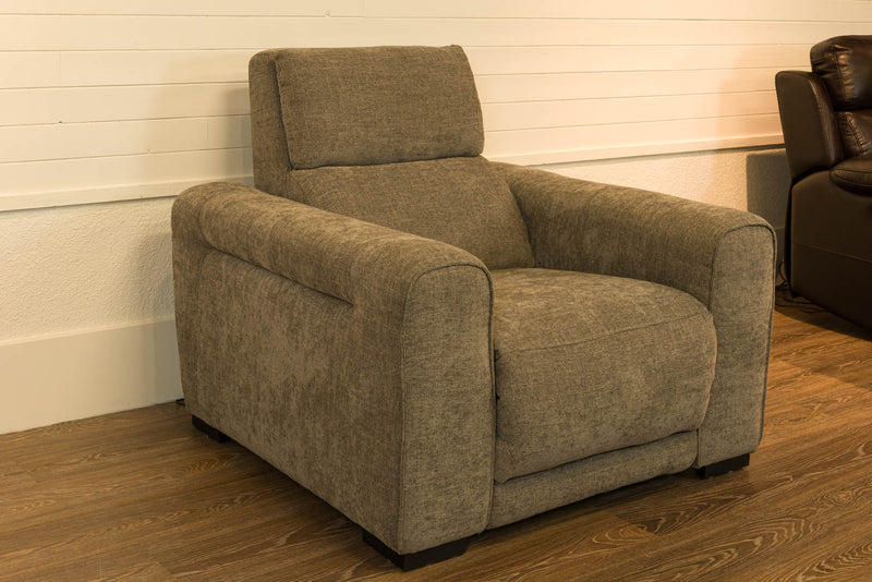 Fauteuil Inclinable - VENTE FINALE - MODÈLE DE PLANCHER ST-HYACINTHE - VENDU TEL QUEL