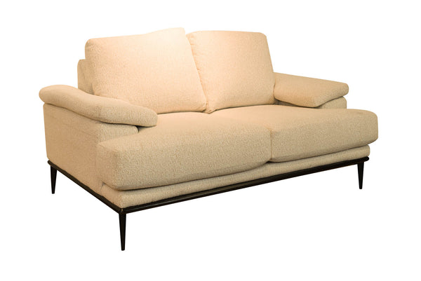 Causeuse  - VENTE FINALE - MODÈLE DE PLANCHER ST-HYACINTHE - VENDU TEL QUEL