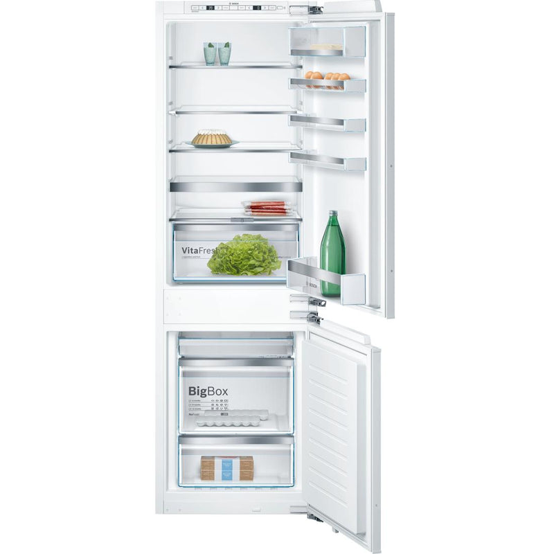 Bosch 24-inch, 9.6 cu. ft. Built-In Bottom Freezer Refrigerator B09IB81NSP IMAGE 1