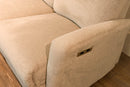 Sofa inclinable - VENTE FINALE - MODÈLE DE PLANCHER ST-HYACINTHE - VENDU TEL QUEL