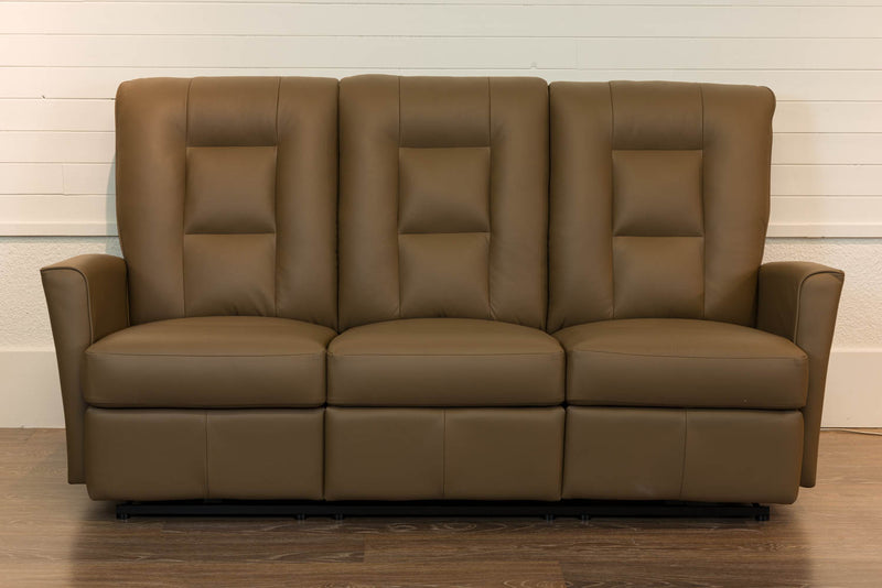 Sofa inclinable - VENTE FINALE - MODÈLE DE PLANCHER ST-HYACINTHE - VENDU TEL QUEL