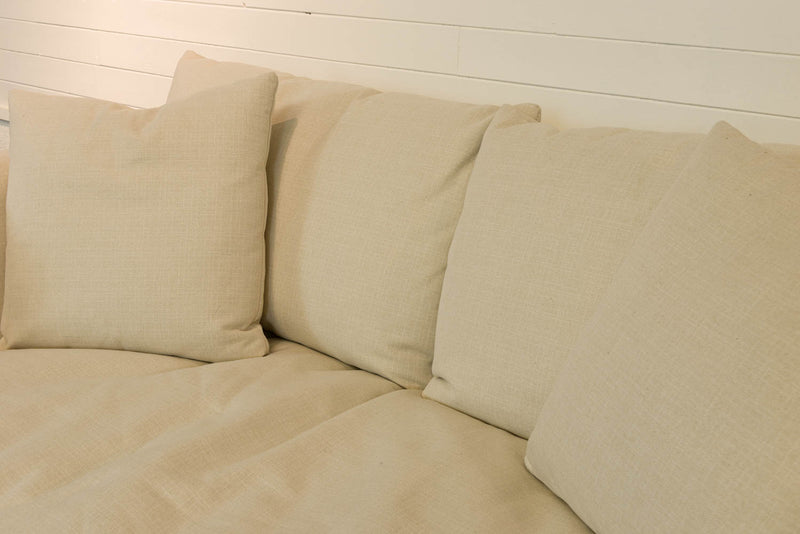 Causeuse  - VENTE FINALE - MODÈLE DE PLANCHER ST-HYACINTHE - VENDU TEL QUEL