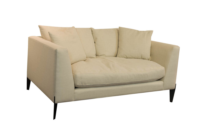 Causeuse  - VENTE FINALE - MODÈLE DE PLANCHER ST-HYACINTHE - VENDU TEL QUEL