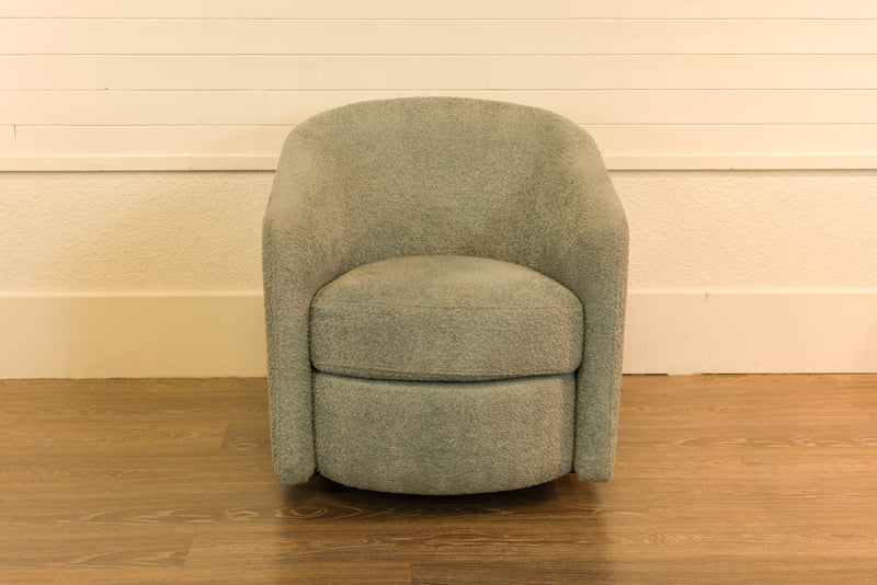 Fauteuil  - VENTE FINALE - MODÈLE DE PLANCHER ST-HYACINTHE - VENDU TEL QUEL