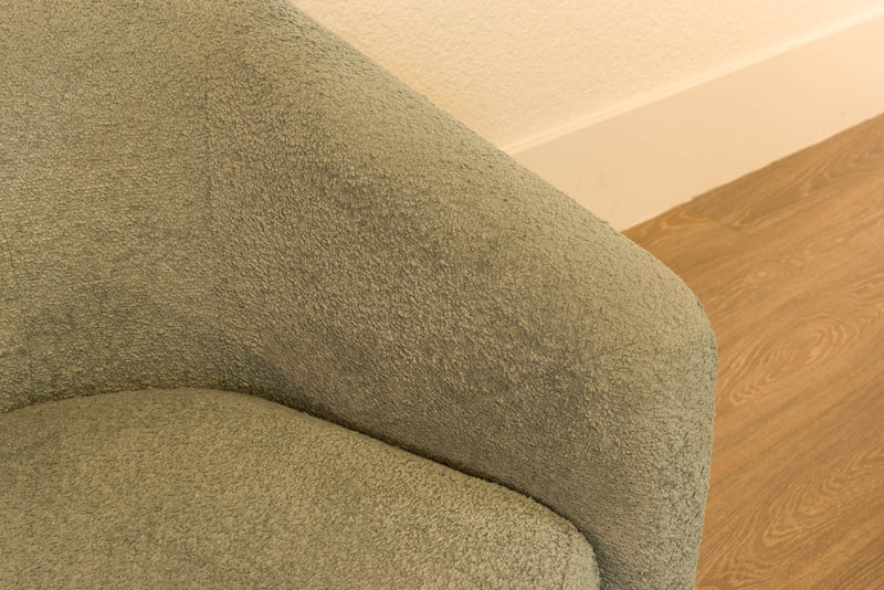 Fauteuil  - VENTE FINALE - MODÈLE DE PLANCHER ST-HYACINTHE - VENDU TEL QUEL