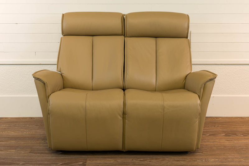 Causeuse inclinable - VENTE FINALE - MODÈLE DE PLANCHER ST-HYACINTHE - VENDU TEL QUEL