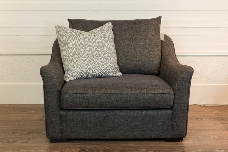 Fauteuil  - VENTE FINALE - MODÈLE DE PLANCHER ST-HYACINTHE - VENDU TEL QUEL