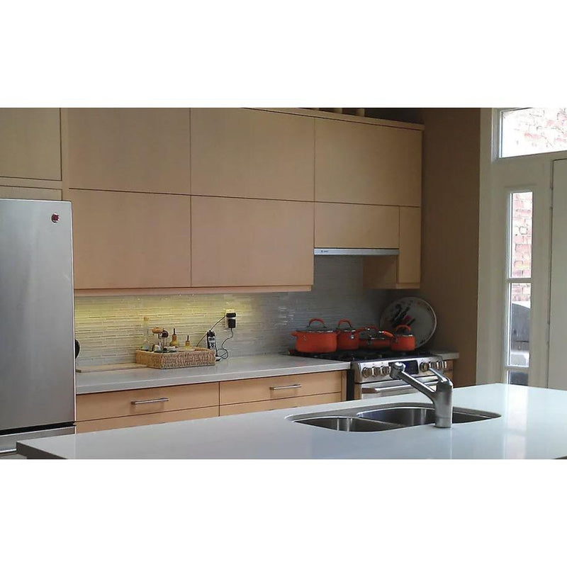 Faber 30-inch Cristal Integrated Under Cabinet Range Hood CRIS30SS300 IMAGE 3