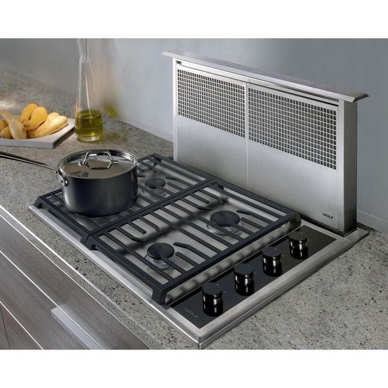 Wolf 30-inch Built-in Gas Cooktop CG304T/S/LP IMAGE 3