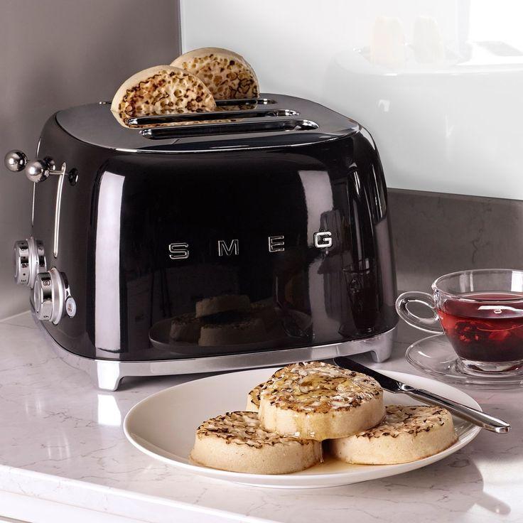 Smeg Retro-Style 4-Slice Toaster TSF03BLUS IMAGE 2