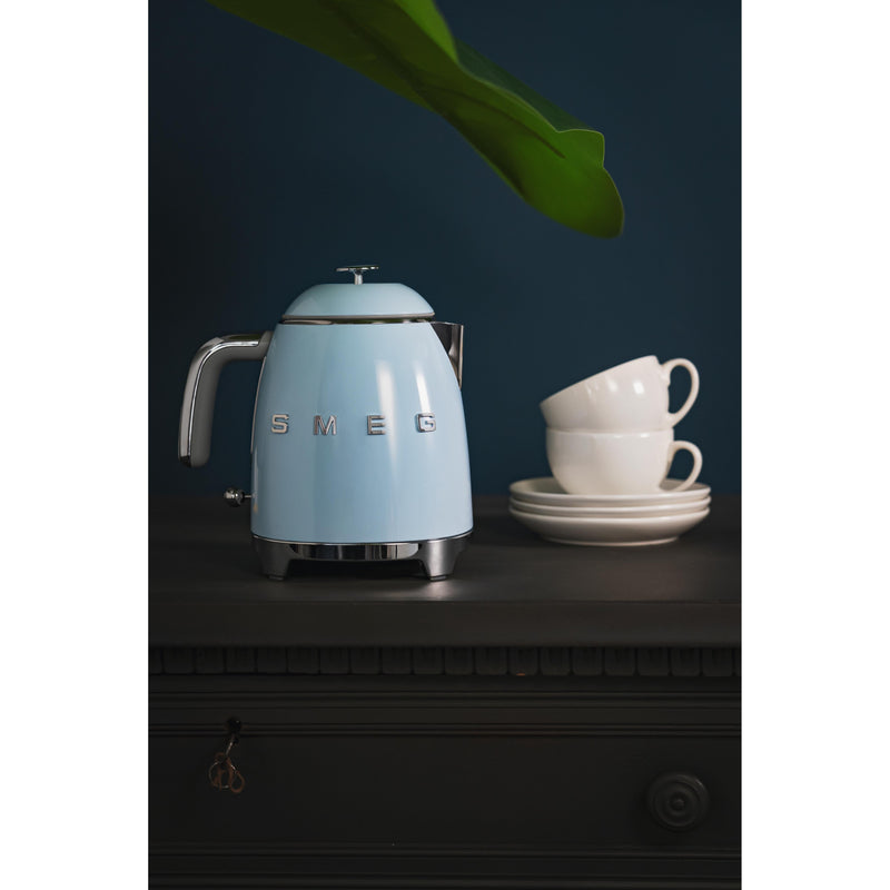 Smeg Retro-Style 0.8L Electric Kettle KLF05PBUS IMAGE 13