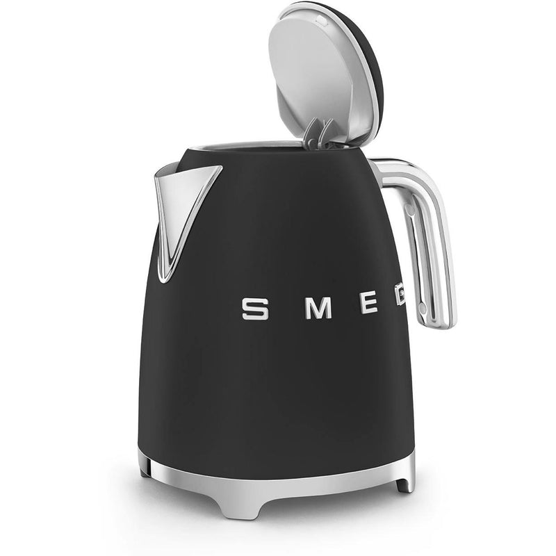 Smeg Retro-Style 1.7L Electric Kettle KLF03BLMUS IMAGE 10