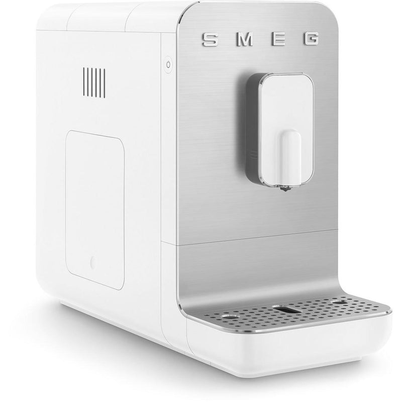 Smeg Retro-Style Automatic Coffee Machine BCC01WHMUS IMAGE 7