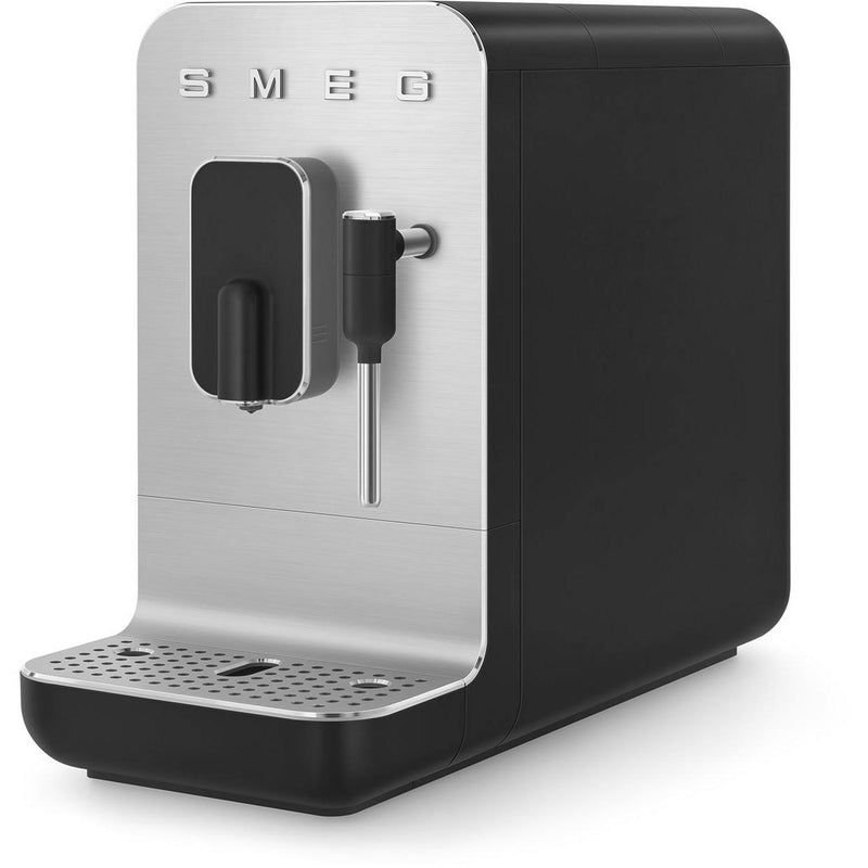 Smeg Retro-Style Automatic Coffee Machine BCC02BLMUS IMAGE 8