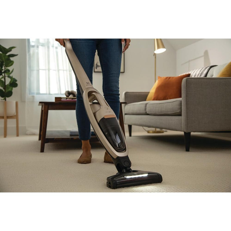 Electrolux WellQ7™ Hard Floor Vacuum Stick EHVS35H2AQ IMAGE 3