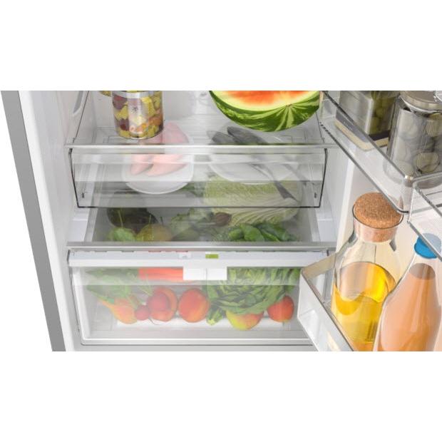 Bosch 24-inch, 14.09 cu. ft. Freestanding Bottom Freezer Refrigerator B24CB50ESS IMAGE 3