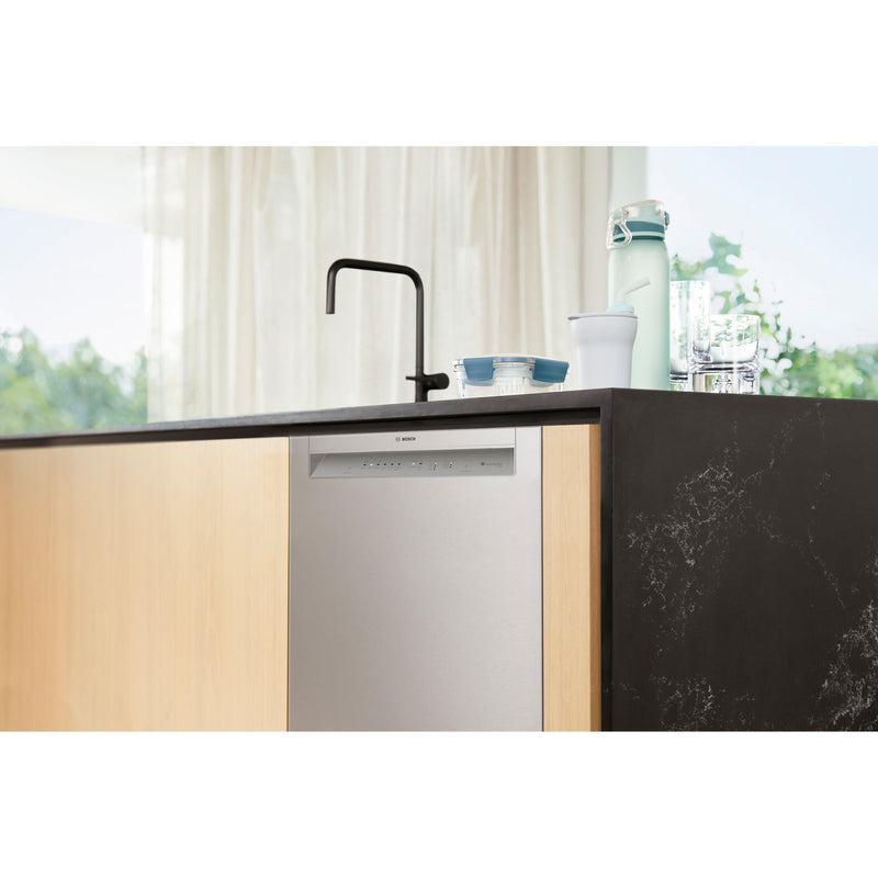 Bosch 24-inch Built-in Dishwasher with Home Connect® SHE3AEE5N IMAGE 2