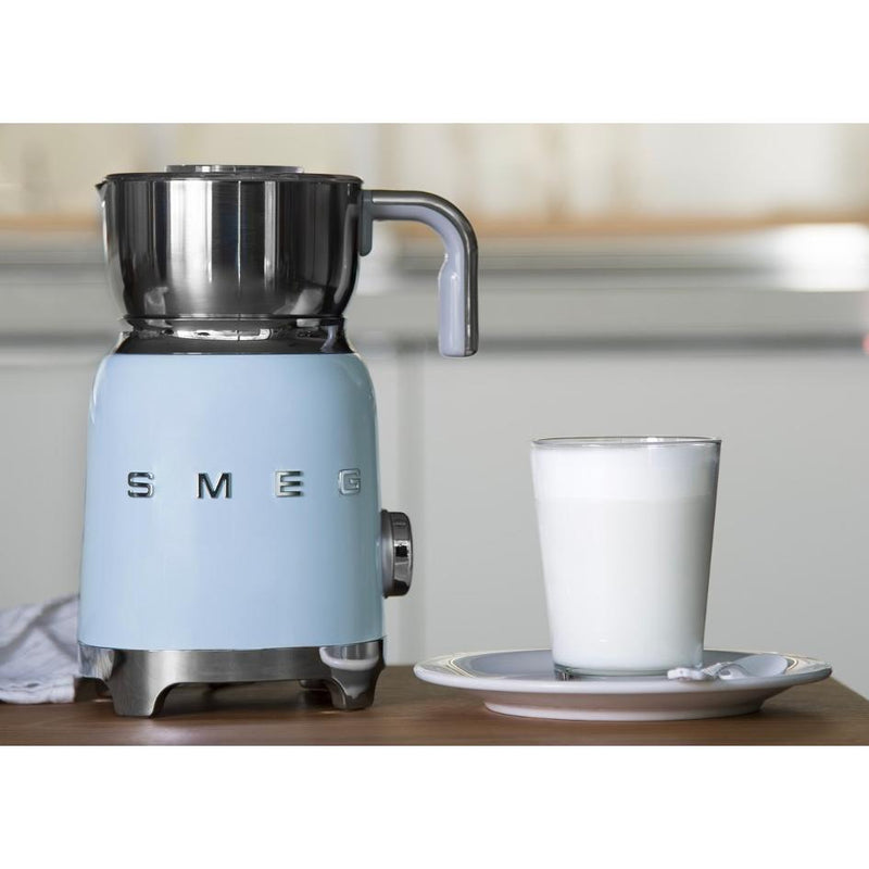 Smeg Retro-Style Milk Frother MFF11PBUS IMAGE 8