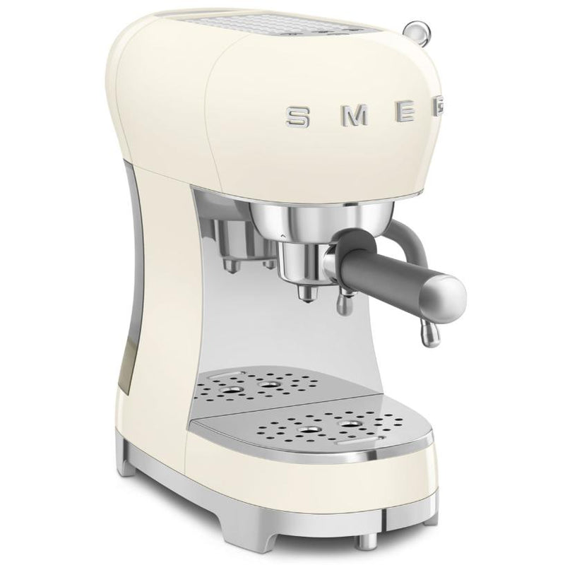 Smeg Retro-Style Manual Espresso Coffee Machine ECF02CRUS IMAGE 4