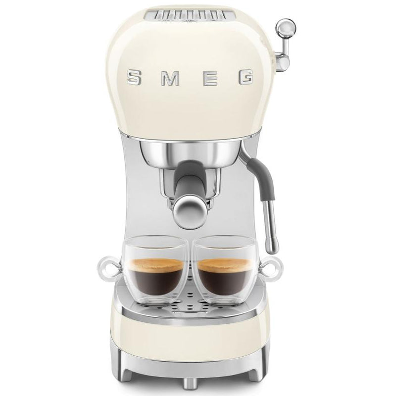 Smeg Retro-Style Manual Espresso Coffee Machine ECF02CRUS IMAGE 6