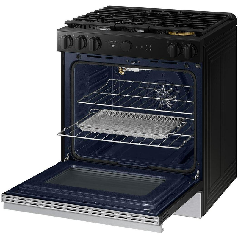 Samsung 6.0 cu. ft. Bespoke Smart Slide-In Gas Range NSG6DG8500SR/AA IMAGE 4