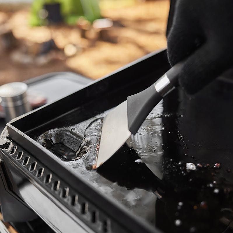 Weber Slate™ 17-inch Tabletop Griddle - Propane 1500531 IMAGE 11