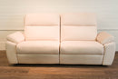 Sofa inclinable - VENTE FINALE - MODÈLE DE PLANCHER ST-HYACINTHE - VENDU TEL QUEL