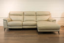 Sofa sectionnel - VENTE FINALE - MODÈLE DE PLANCHER ST-HYACINTHE - VENDU TEL QUEL
