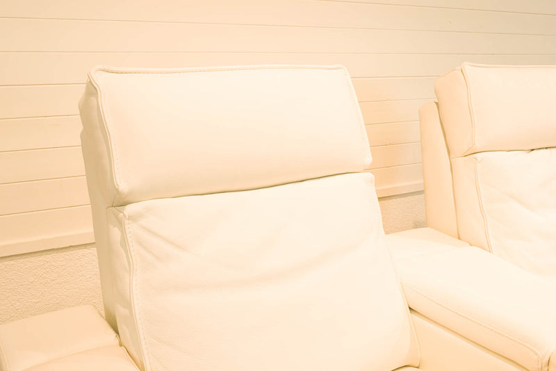 Causeuse inclinable - VENTE FINALE - MODÈLE DE PLANCHER ST-HYACINTHE - VENDU TEL QUEL