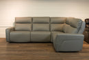 Sofa sectionnel - VENTE FINALE - MODÈLE DE PLANCHER ST-HYACINTHE - VENDU TEL QUEL