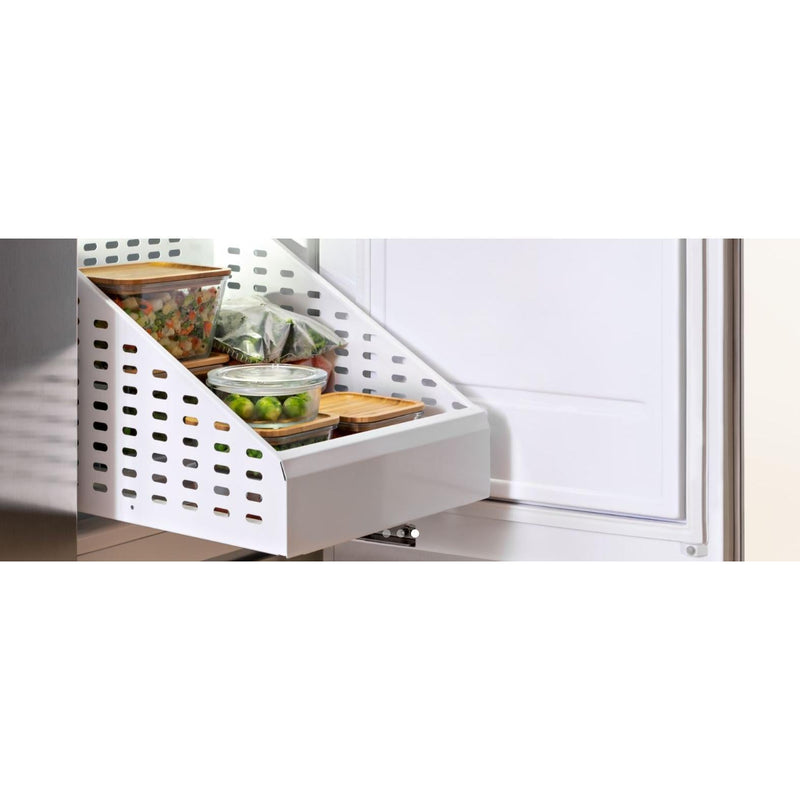 Bertazzoni Congélateur vertical de 8,2 pi cu avec machine à glaçons REF18FCIPIXR/23 - Germain Larivière