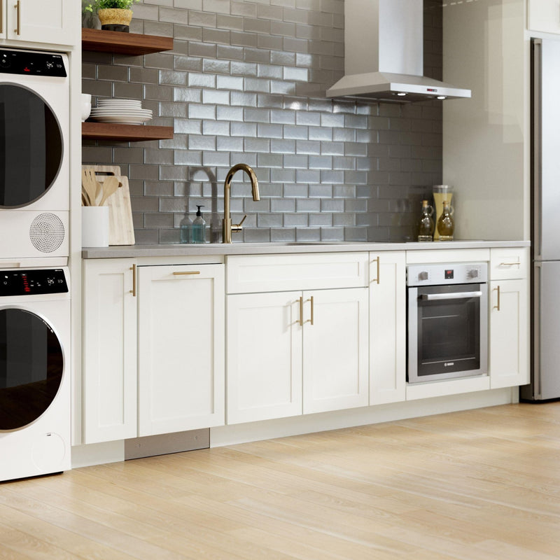 Bosch Entièrement intégré Lave - vaisselle de 18 po avec PrecisionWash® et Home Connect®. SPV68C73UC - Germain Larivière