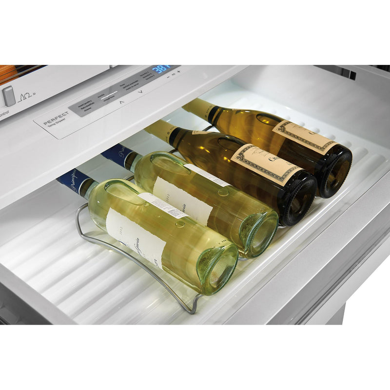 Electrolux Réfrigérateur trois portes avec porte à deux battants à profondeur de comptoir de 36 po, 21.5 pi cu avec commandes Wave - Touch® EW23BC87SS - Germain Larivière