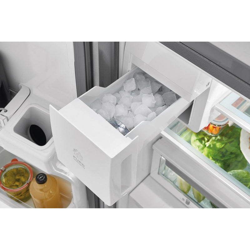 Electrolux Réfrigérateur trois portes avec porte à deux battants à profondeur de comptoir de 36 po, 21.5 pi cu avec commandes Wave - Touch® EW23BC87SS - Germain Larivière