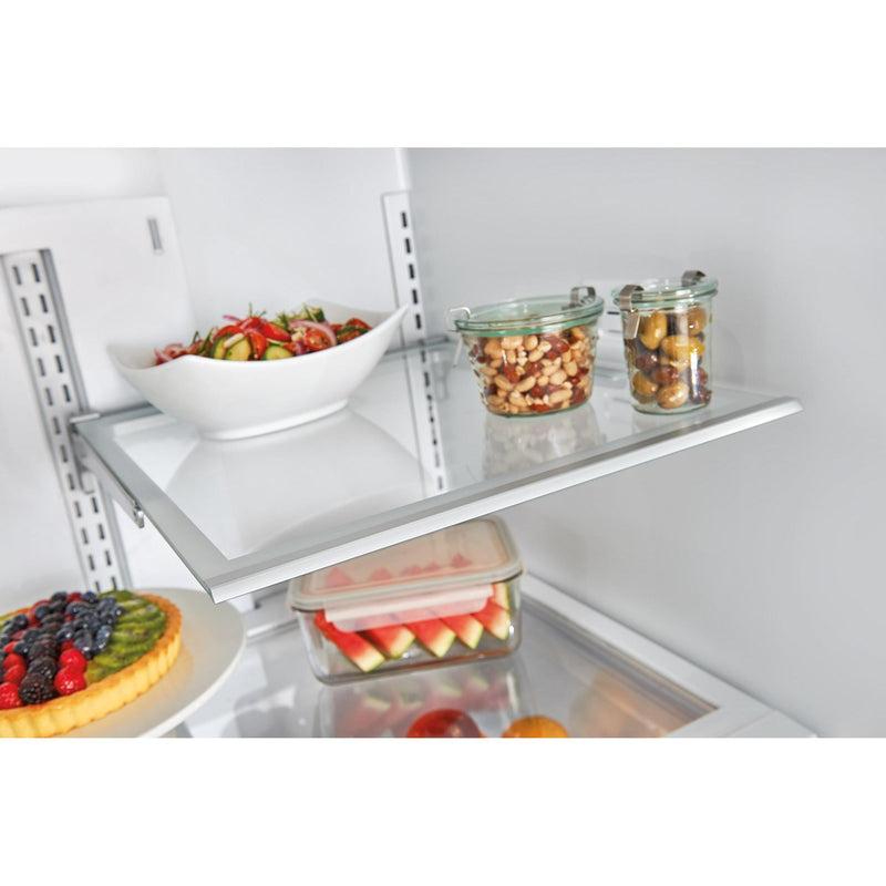 Electrolux Réfrigérateur trois portes avec porte à deux battants à profondeur de comptoir de 36 po, 21.5 pi cu avec commandes Wave - Touch® EW23BC87SS - Germain Larivière