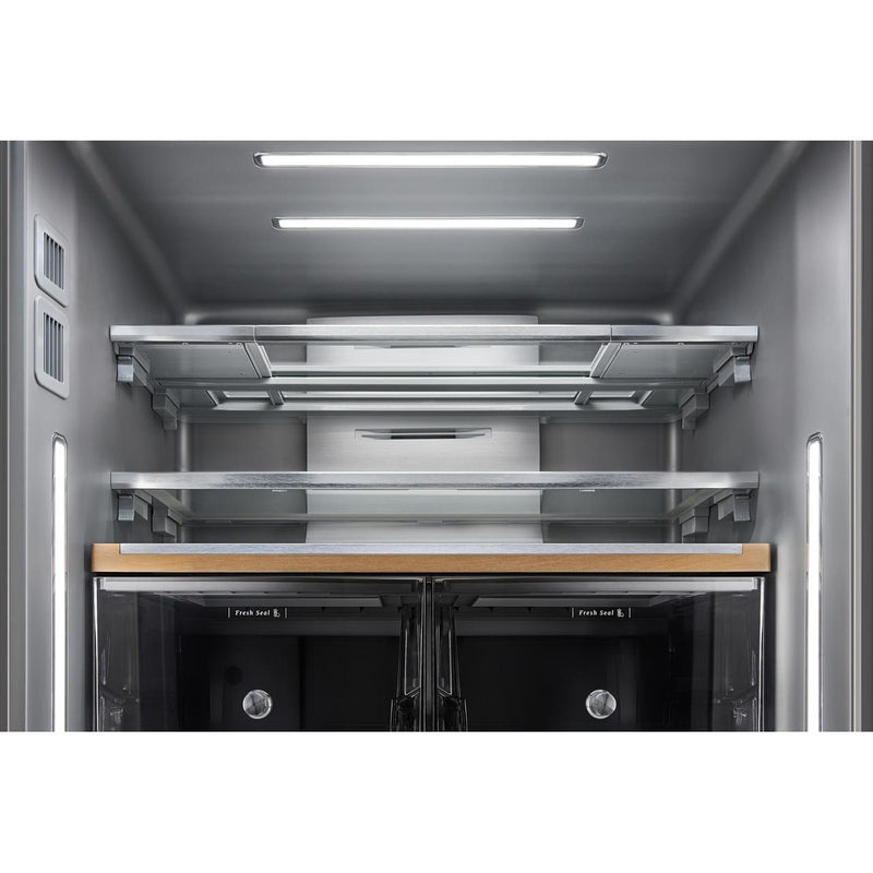 KitchenAid Réfrigérateur quatre portes avec porte à deux battants à profondeur de comptoir de 36 pouces, 19,4 pi. cu. avec distributeur d'eau et de glaçons KRQC736RPS - Germain Larivière