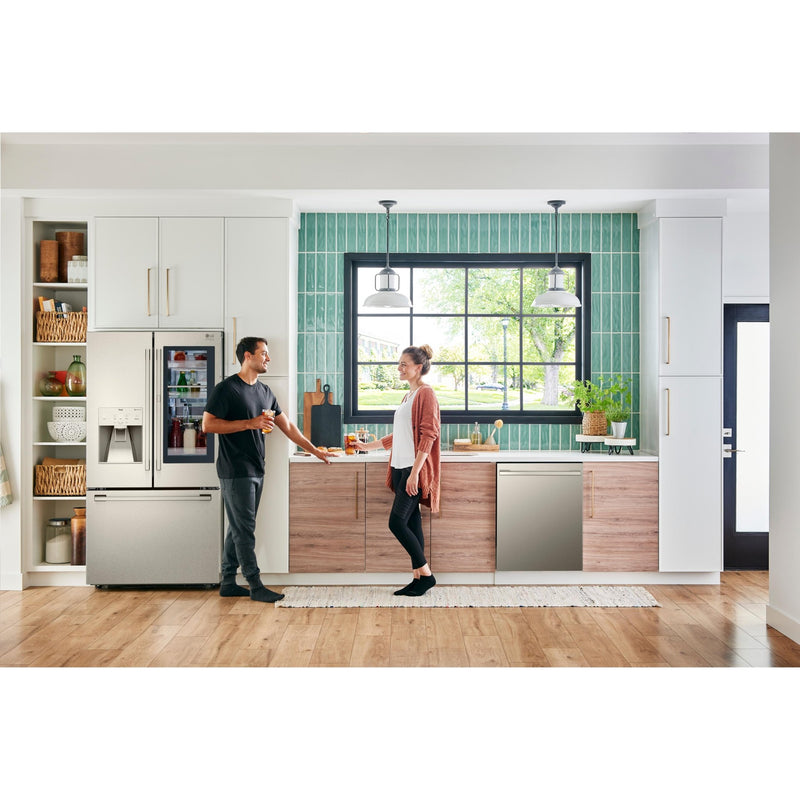 LG STUDIO Réfrigérateur amovible trois portes avec porte à deux battants de 36 po., 23.5 pi.cu. avec connection Wi - Fi SRFVC2416S - Germain Larivière
