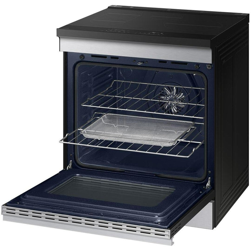 Samsung Cuisinière à induction Smart Bespoke de 6,3 pi cu NSI6DG9500SR/AA - Germain Larivière