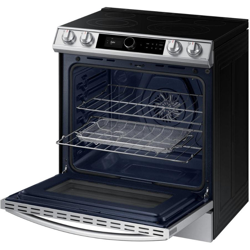 Samsung Cuisinière encastrée électrique de 30 po. avec connectivité Wi - Fi NE63T8711SS/AC VENTE FINALE - BOITE OUVERTE - VENDU TEL QUEL - Germain Larivière