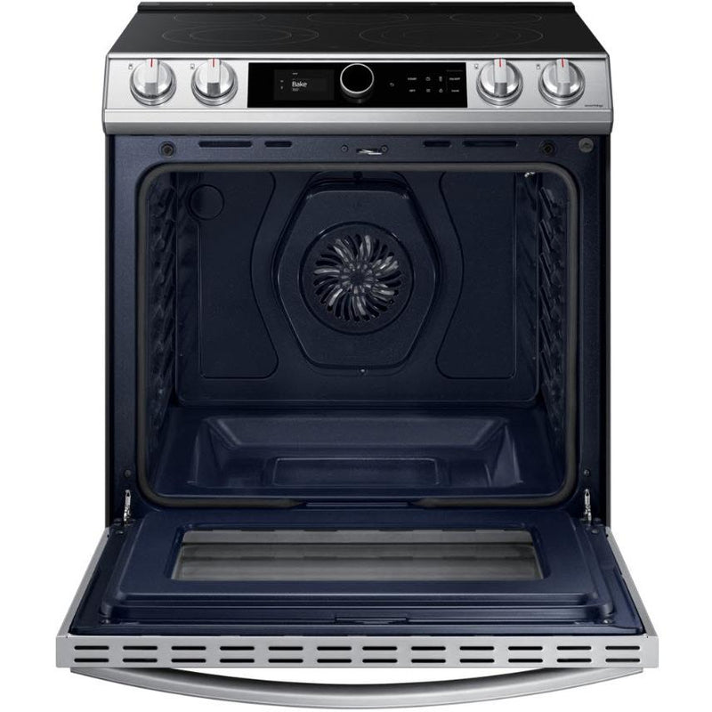 Samsung Cuisinière encastrée électrique de 30 po. avec connectivité Wi - Fi NE63T8711SS/AC VENTE FINALE - BOITE OUVERTE - VENDU TEL QUEL - Germain Larivière