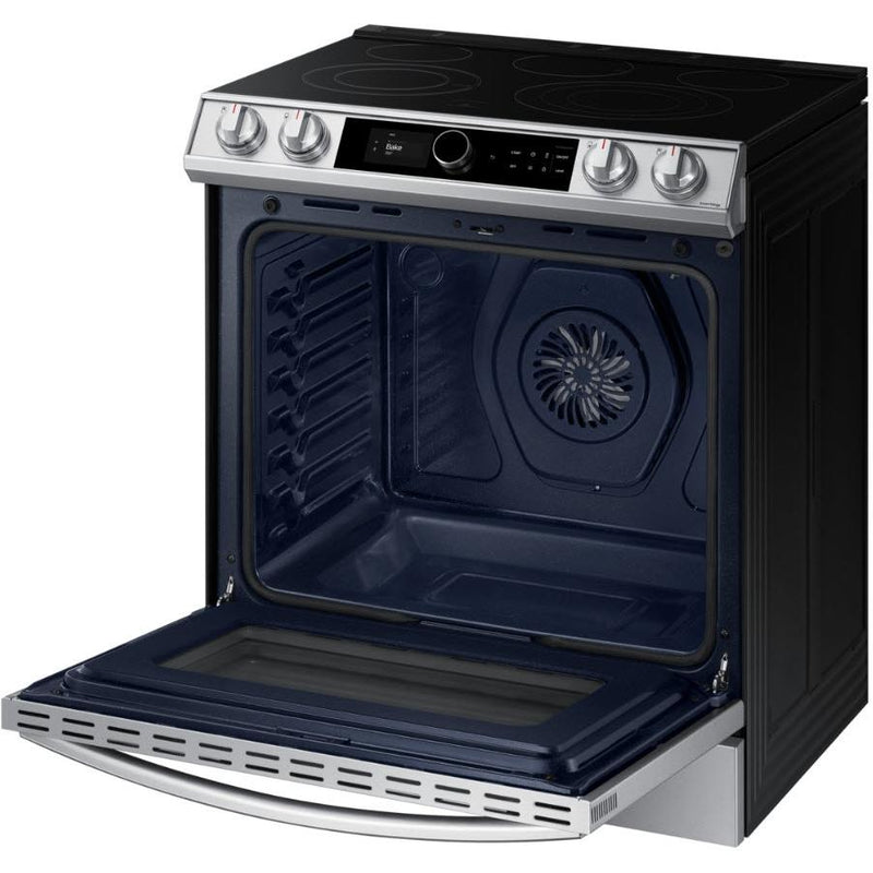 Samsung Cuisinière encastrée électrique de 30 po. avec connectivité Wi - Fi NE63T8711SS/AC VENTE FINALE - BOITE OUVERTE - VENDU TEL QUEL - Germain Larivière