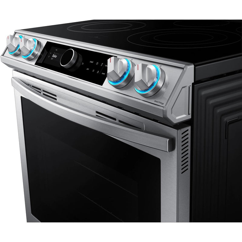 Samsung Cuisinière encastrée électrique de 30 po. avec connectivité Wi - Fi NE63T8711SS/AC VENTE FINALE - BOITE OUVERTE - VENDU TEL QUEL - Germain Larivière