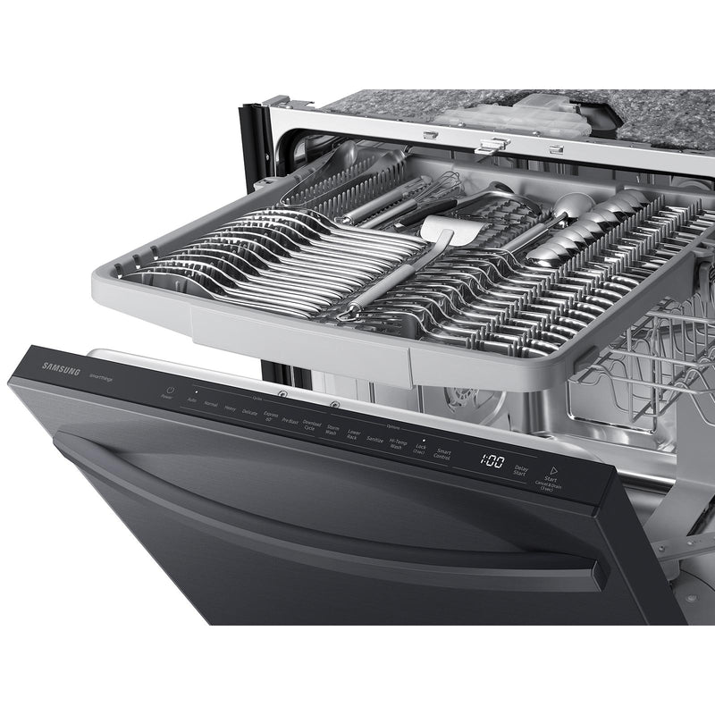 Samsung Lave - vaisselle a commandes frontales de 24 po avec StormWash™ DW80CG5451MT/AA - Germain Larivière