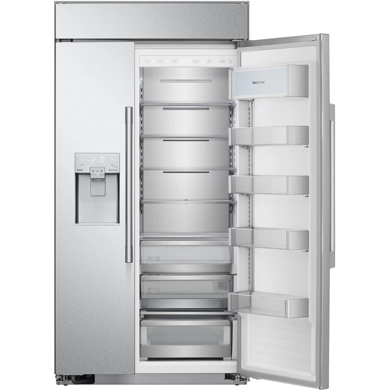 Signature Kitchen Suite Réfrigérateur côte - à - côte intégré de 42 pouces, 25,6 pi. cu. avec système SpacePlus™ SKSSB4202S - Germain Larivière