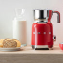 Smeg 50's Style Aesthetic mousseur à lait MFF11RDUS - Germain Larivière