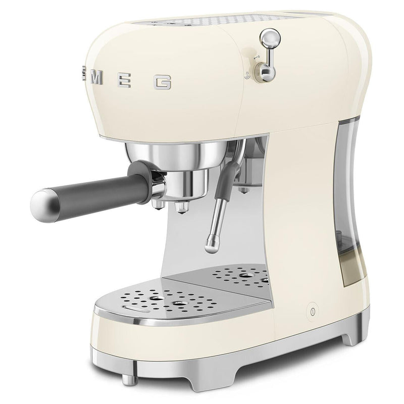 Smeg 50's Style machine espresso manuelle ECF02CRUS - Germain Larivière