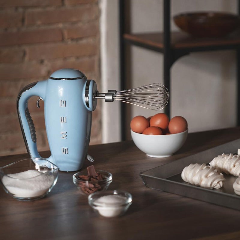 Smeg Batteur à main 50's Retro Style Aesthetic HMF01PBUS - Germain Larivière