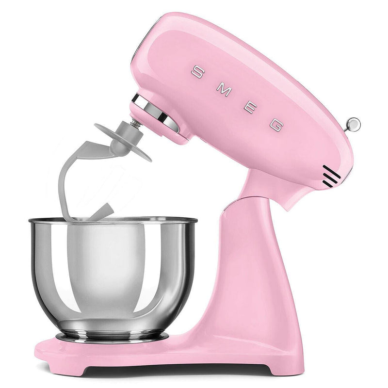 Smeg Batteur sur socle 50's Retro Style Aesthetic de 4,8l avec 600 w SMF03PKUS - Germain Larivière