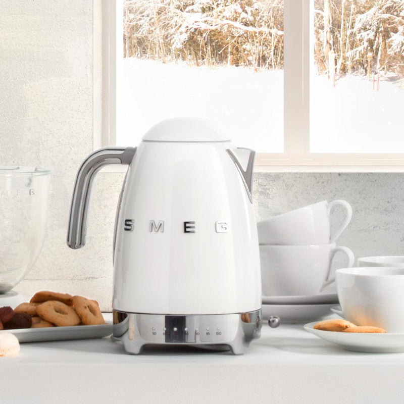 Smeg Bouilloire électrique de 1.7l KLF04WHUS - Germain Larivière